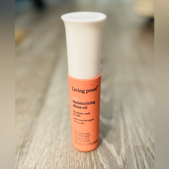 Living Proof Curl Moisturizing Shine Oil - Picture 2 of 9